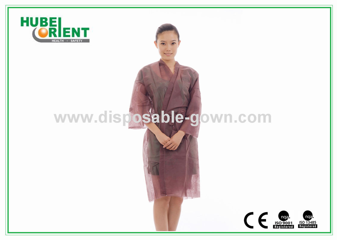 Comfortable Colored Soft Non-Woven Disposable Use Kimono Robe Sauna Robe For Spa